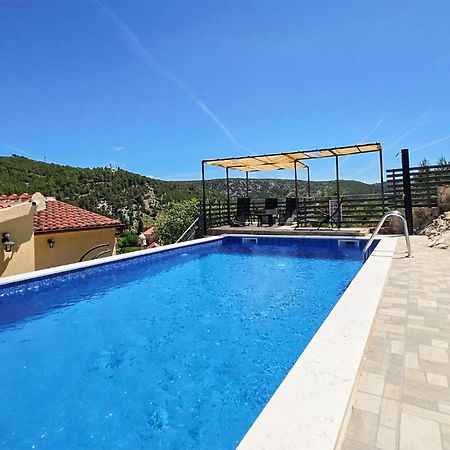 3 Bedroom Cozy Home In Skradin Exterior photo
