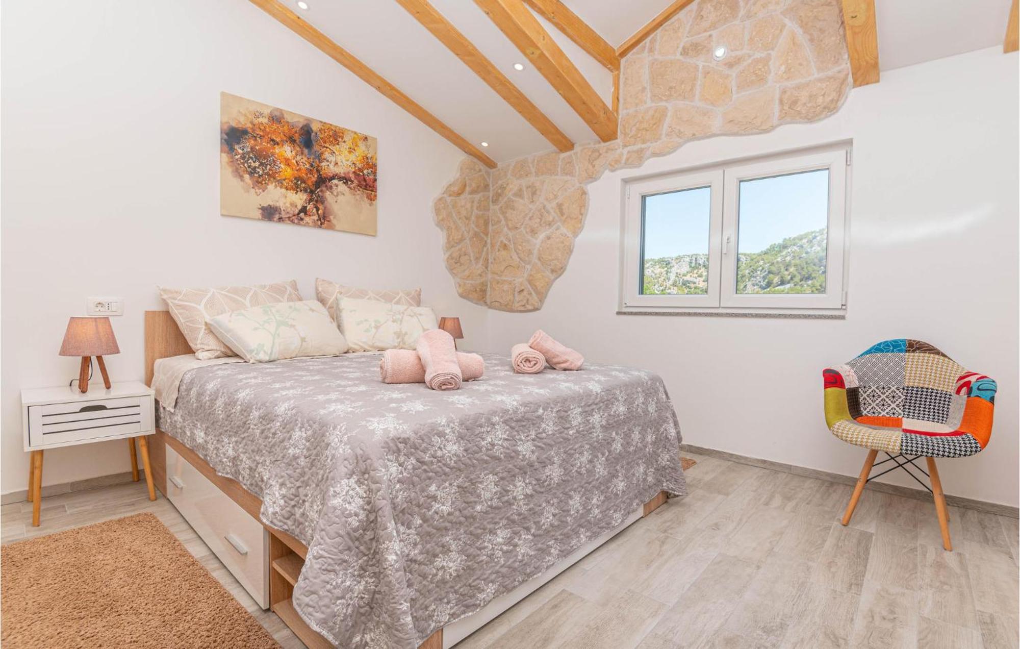 3 Bedroom Cozy Home In Skradin Exterior photo