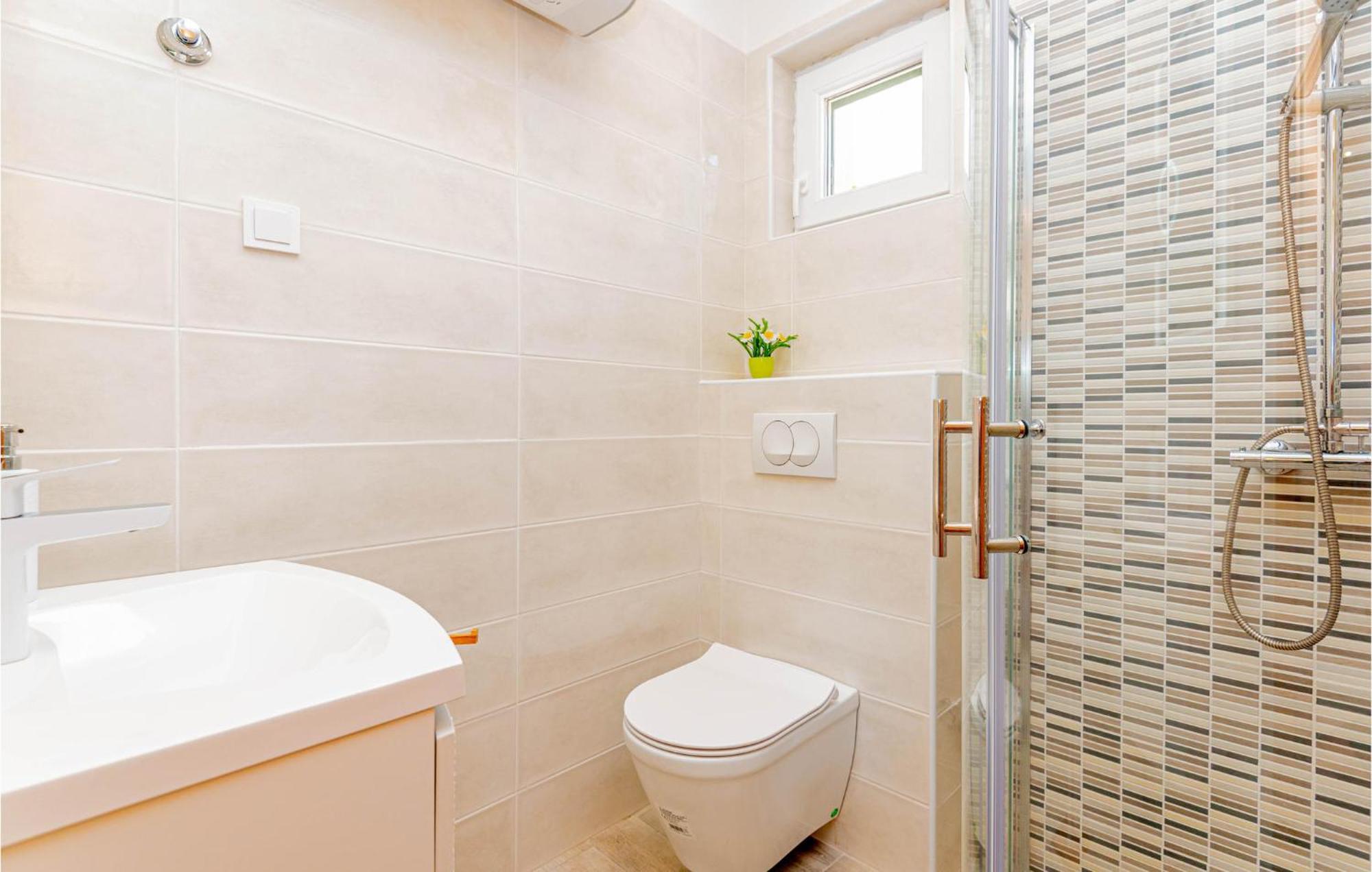 3 Bedroom Cozy Home In Skradin Exterior photo